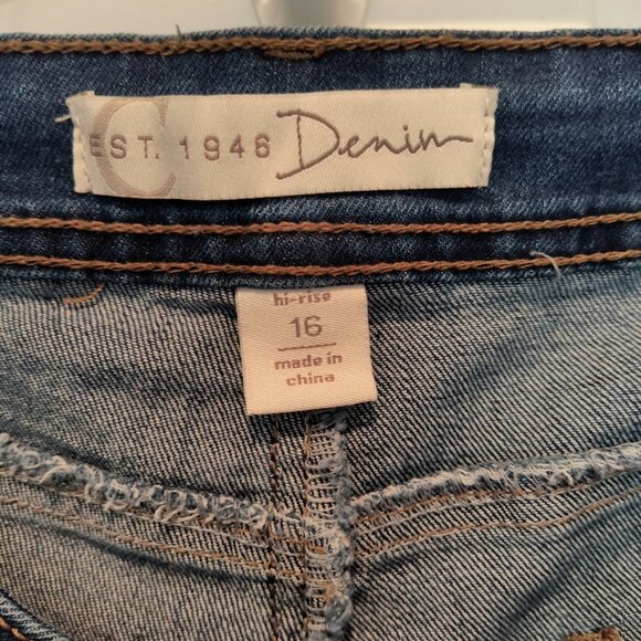 Cato High-rise 16 Jean Shorts with 5 button fly LNC - Picture 4 of 7